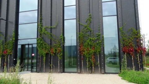 Een natuurinclusief distributiecentrum, hoe pakt dat uit?