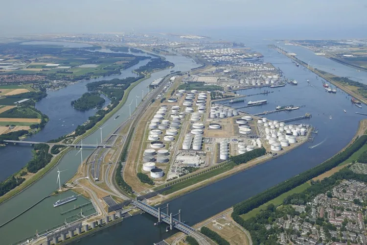 ATKB wint aanbesteding Havenbedrijf Rotterdam