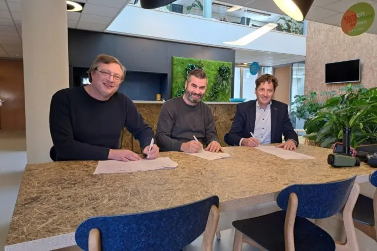 Samenwerkingsovereenkomst ondersteunt woningcorporaties bij verduurzamingsopgave