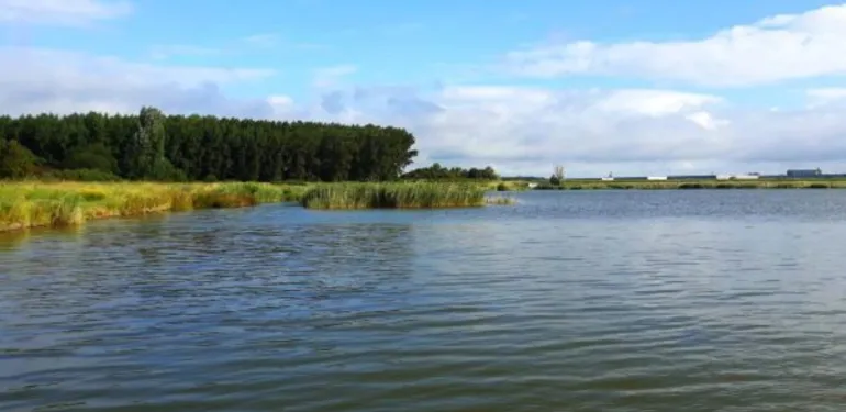 Waterkwaliteit als factor bij lokale recreatie ontwikkeling