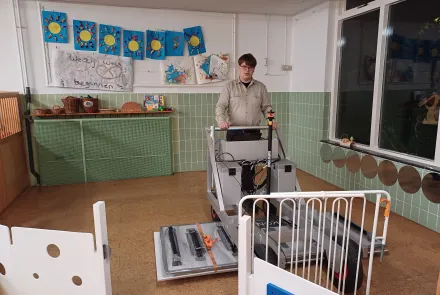 Met de 3D grondradar inpandig scannen bij een kinderdagverblijf.
